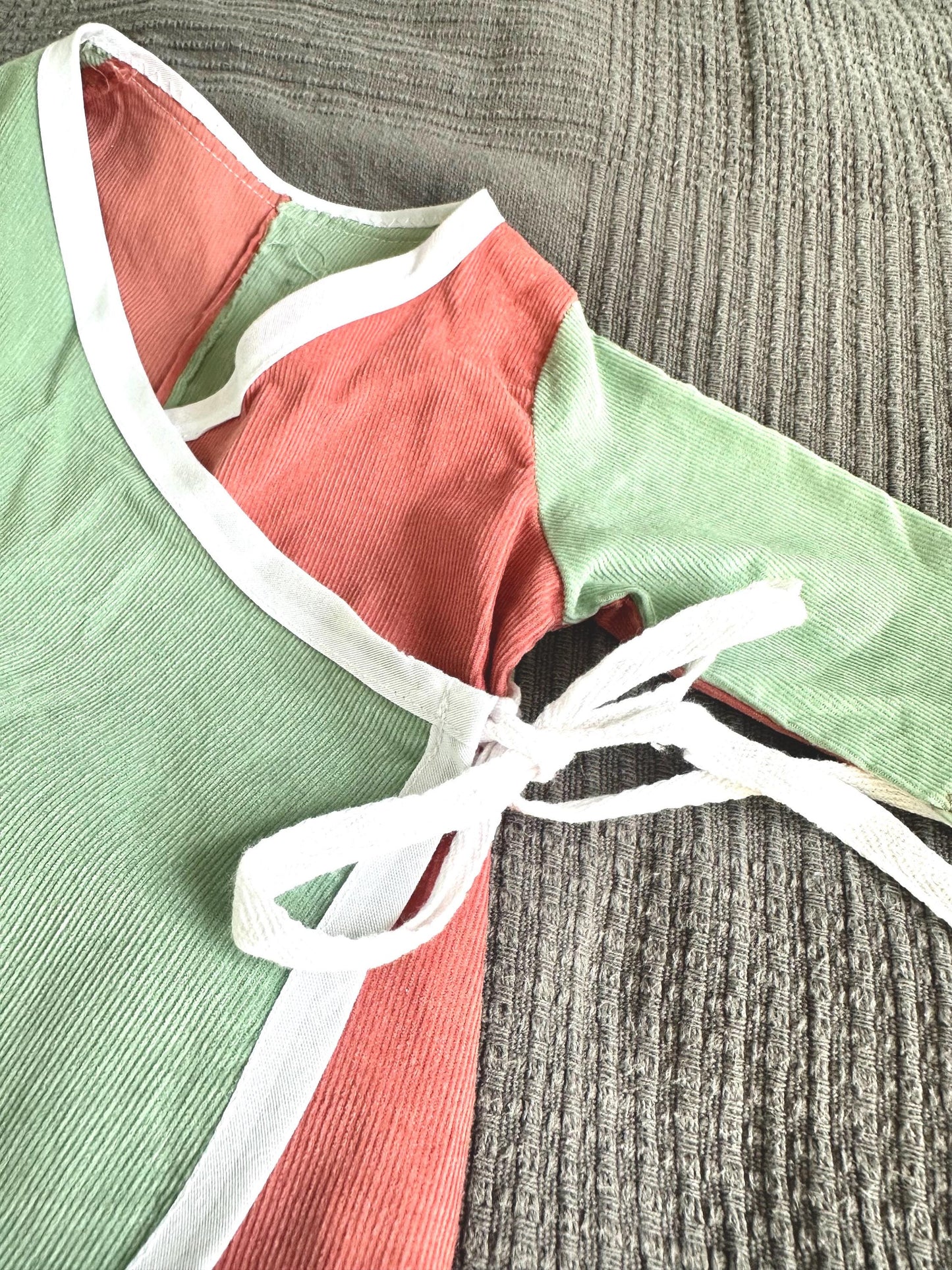 Handmade Baby Tunic & Bottoms Set – Upcycled Needlecord (0-3 Months)