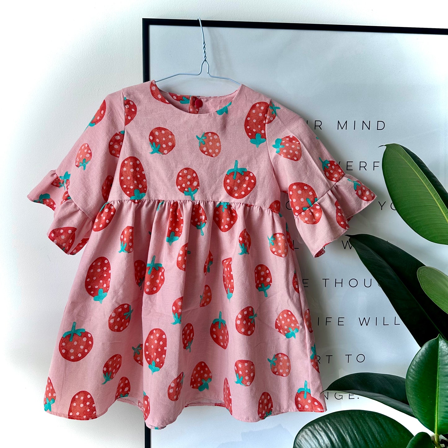Handmade Smock Dress with Ruffles (2–3 Years) – Strawberry Print